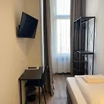 Motel Blue - Minimalist Boutique Hotel
